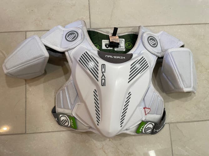 Small Youth Maverik MAX EKG Shoulder Pads (Used)
