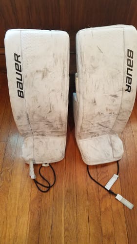 28" 2021 Bauer GSX Goalie Leg Pads (Used)