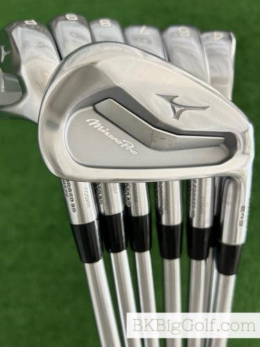 Mizuno Pro 243 Forged Iron Set 4-P / Project X LS 6.5 Extra Stiff