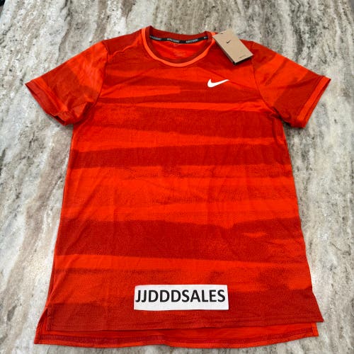 NikeCourt Advantage Dri-FIT Men's Tennis Top Team Orange FQ2090-891 Men’s Sz S

New With Tags