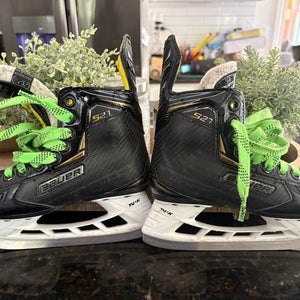 Bauer Supreme S27 Hockey Skates Regular Width 12 (Used)