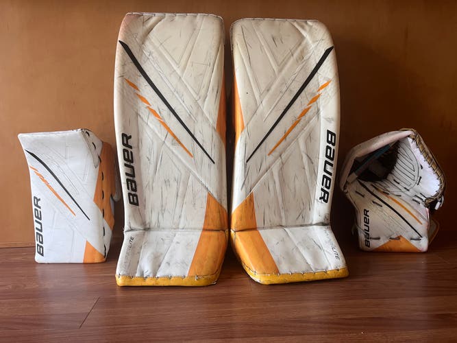 Bauer Hyperlite Goalie Full Set (Used)