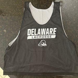 Delaware Lacrosse Pinnie - Black/White Reversible (Adult XL)