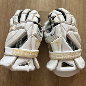 Maverik Max Lacrosse Gloves Adult 13” (Used)
