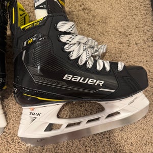 2024 Bauer Supreme M4 Hockey Skates 6 (Used)