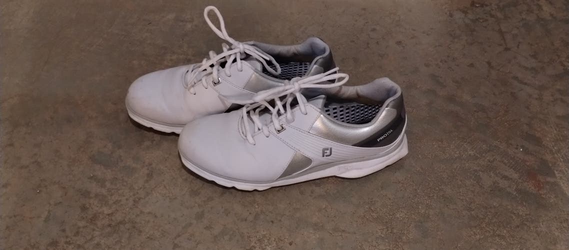 Footjoy Golf Cleats Women's 8M Leather White