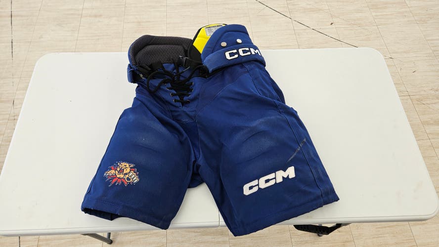 Men's Blue Senior Small CCM HPTK Hockey Pants Pro Stock (Used)
