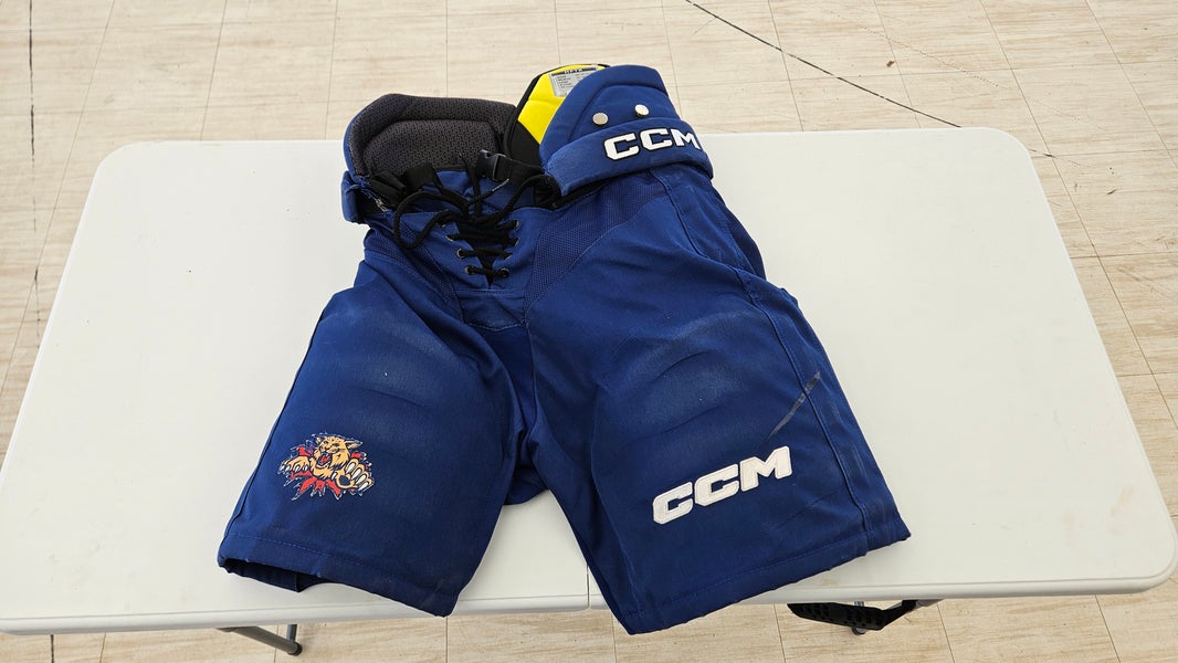 Men's Blue Senior Small CCM HPTK Hockey Pants Pro Stock (Used)