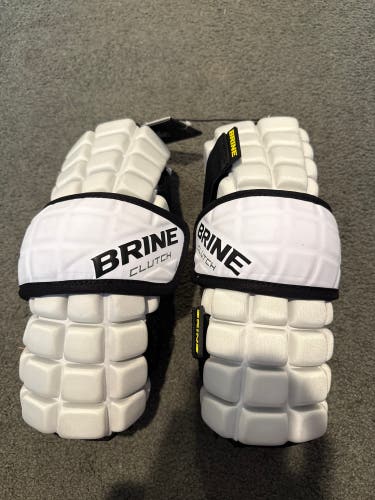 White Adult Brine Clutch Arm Pads (New) | Large