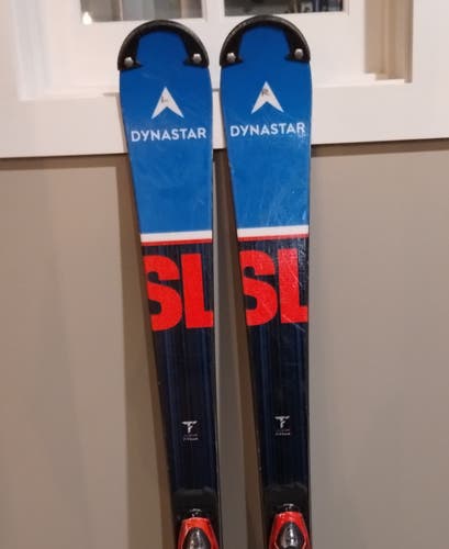 Dynastar 142 cm Youth Racing Speed Omeglass Team SL Skis With Bindings Max Din 10 (Used)