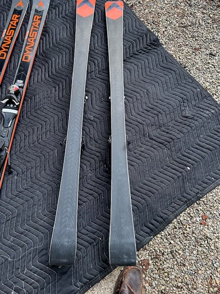 Unisex 2017 Racing 150 cm Dynastar Speed WC FIS GS Skis Max Din 12 (Used)
