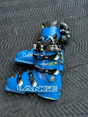Lange RS 130 Ski Boots