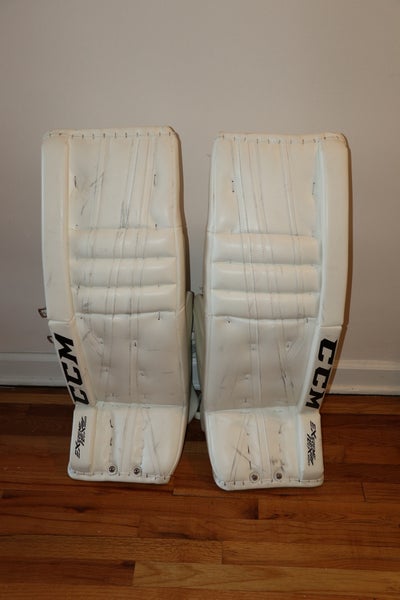 34+1 CCM Extreme Flex II 860 Goalie Leg Pads (Used)