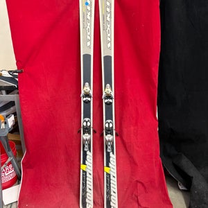 Skis: Stöckli Laser SC Skis, 186cm
Bindings: Salomon
Binding Range: 308-330mm
All Mountain,