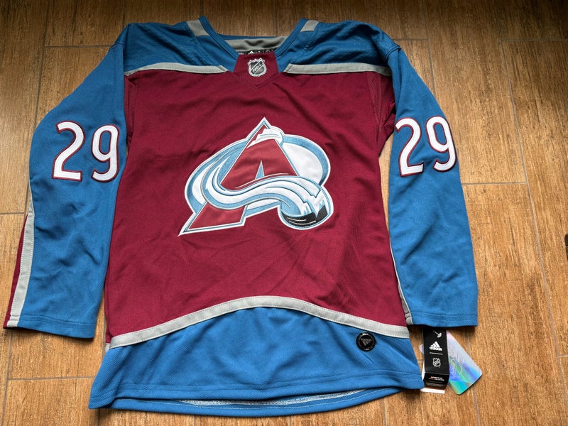 NEW with TAGS - Colorado Avalanche Jersey MACKINNON (NHL Officially Licensed) - Size USA 50