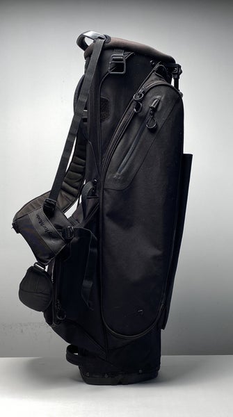 Taylormade Flex Tech Lite Stand Bag Black 4-Way Divide Dual Strap Golf Bag