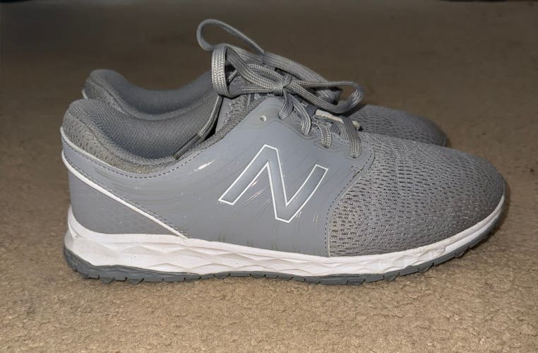 Women's Size M 7.0 (W 8.0) New Balance Golf Shoes (Used)