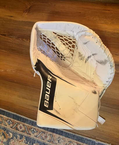 2025 Bauer SV-Pro Catch Glove Regular (Used)