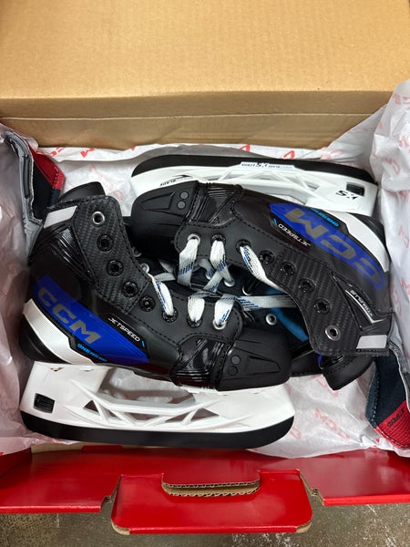 New - Jr. CCM JetSpeed Xtra Plus Ice Hockey Skates