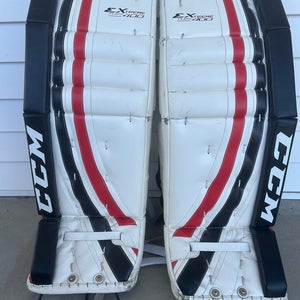 33" CCM Extreme Flex 400 Goalie Leg Pads (Used)
