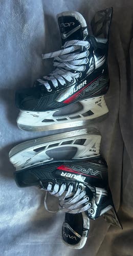 Bauer Vapor X3 Hockey Skates Regular Width Size 5.5 (Used)