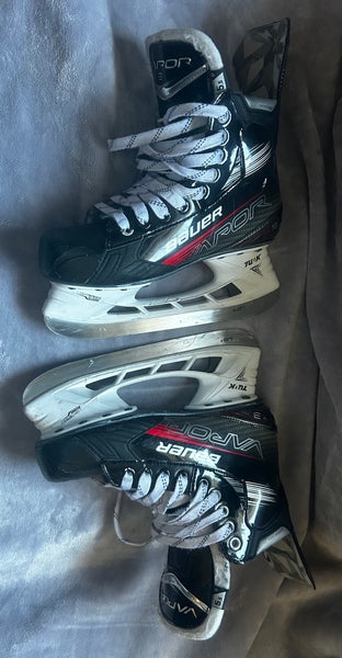 Bauer Vapor X3 Hockey Skates Regular Width Size 5.5 (Used)