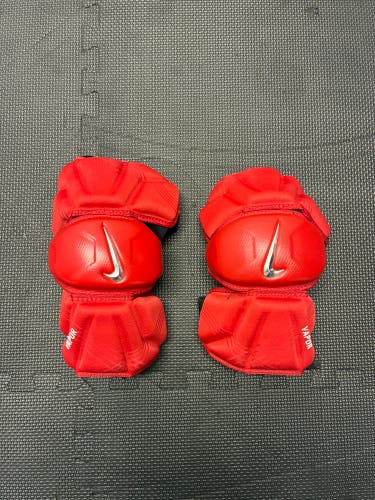 Large Adult Nike Vapor Arm Pads (New)