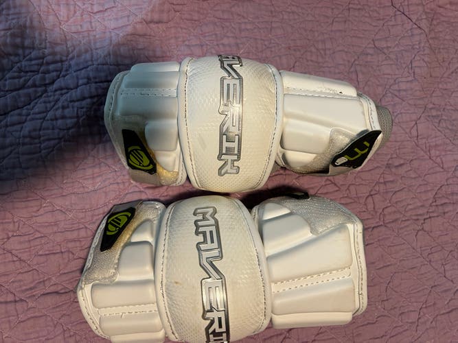 Large Adult Maverik M6 Arm Pads (Used)