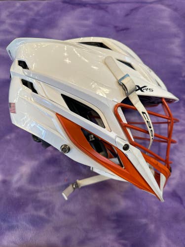 White Adult Cascade XRS Helmet (Used)