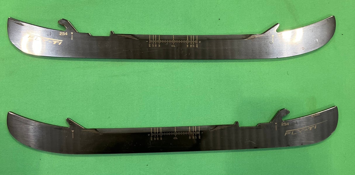 Bauer Fly-Ti Holders, Runners, & Replacement Steel Blades 254 mm (Used)