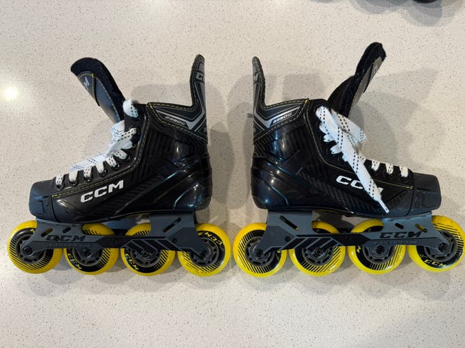 CCM Inline Skates Regular Width Size 2 (Used)