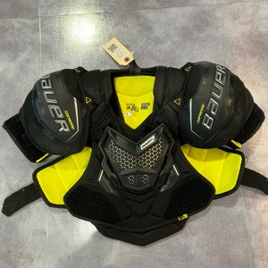 Medium Junior Bauer Supreme 3S Pro Shoulder Pads (Used)