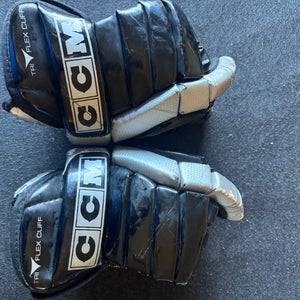 Vintage CCM Tacks 1052 Gloves 13" (Used)