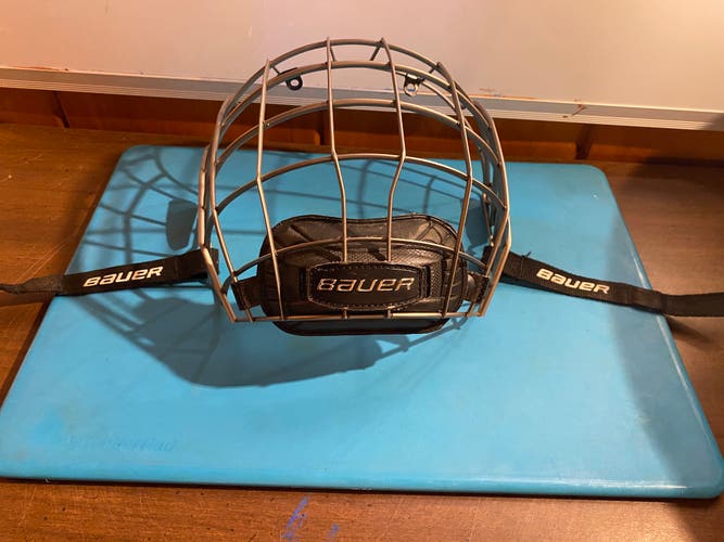 Medium Bauer True Vision (Used)