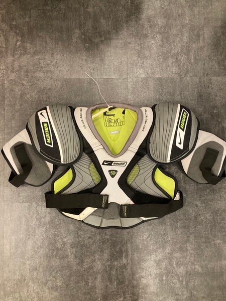 Senior Large Bauer Supreme 50 Shoulder Pads