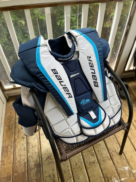 Large/Extra Large Bauer Reactor 7000 Goalie Chest Protector (Used)