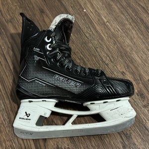 2024 Bauer Supreme M50 Pro Hockey Skates Regular Width Size 3.5 (Used)