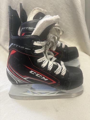 Youth Size 11 CCM JETSPEED FT340 Ice Hockey Skates