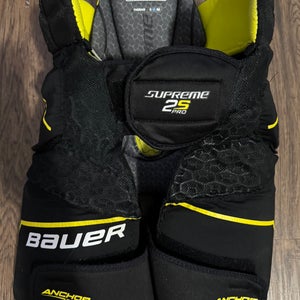 Medium Bauer Supreme 2S Pro Girdle (Used)