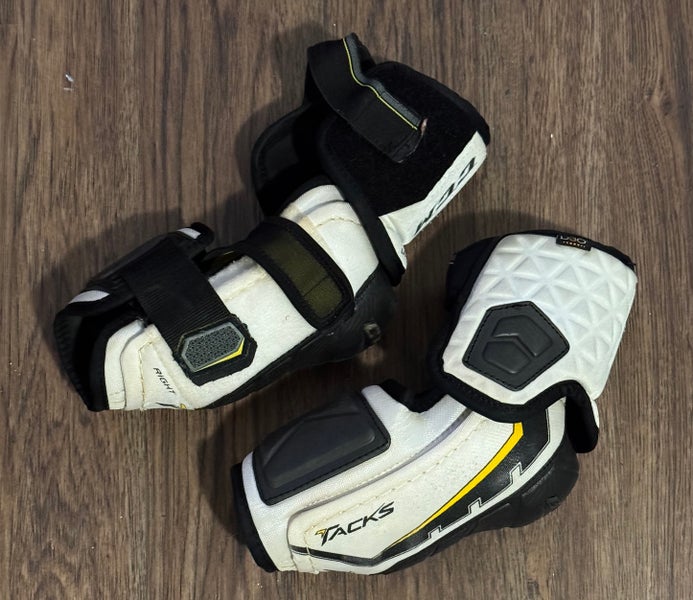 Senior Extra Large CCM Ultra Tacks Pro Elbow Pads (Used)