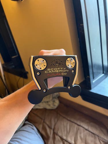 Black Men's 2022 Scotty Cameron Futura 6M Right Handed Putter Uniflex 34" (Used)