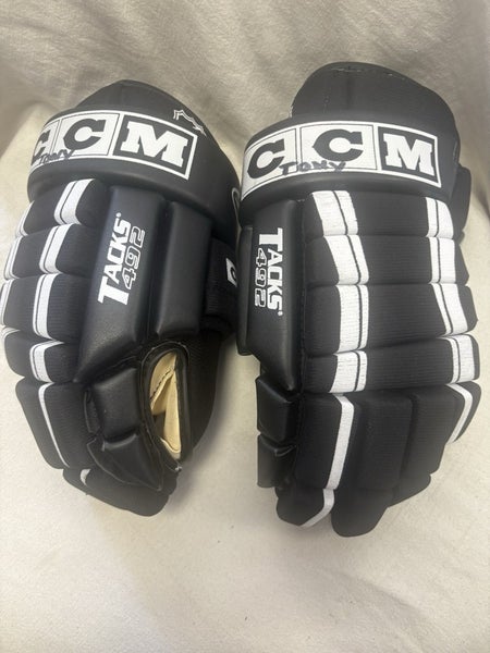 Senior Size 13 Inch CCM TACKS 492 Ice Hockey Gloves