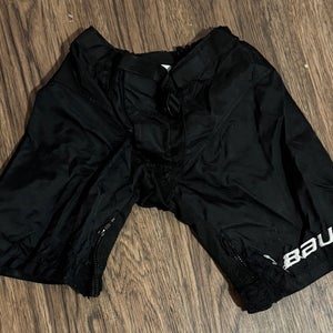 Junior Medium Bauer Supreme Shell Hockey Pants (Used)