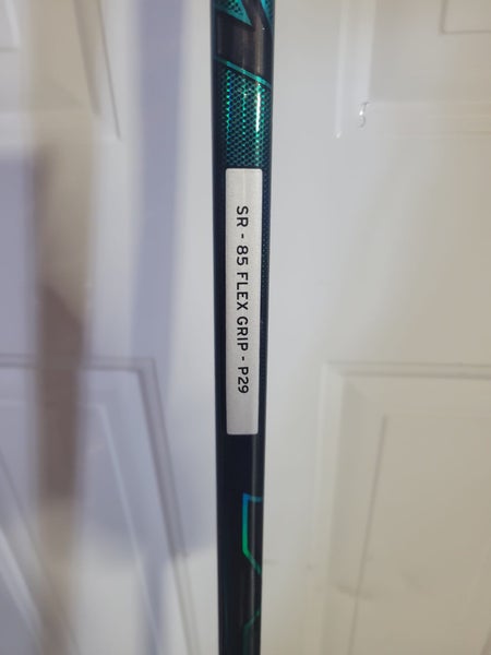 Senior CCM Vizion Right Handed Hockey Stick P29 (New)