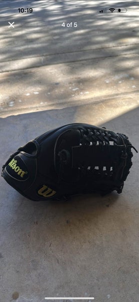 Wilson A2000 RHT Pro Stock Pitchers Glove RH
