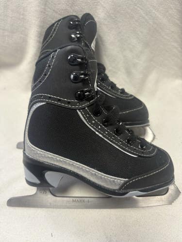 Junior Size 9 Boys Jackson Softec Figure Ice Skates. MARK I Blades.