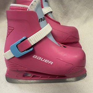 youth girls size 8/9 Bauer Lil Angel Ice Hockey Skates Pink