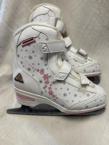 Girls Size 3 Jackson Softec Figure Ice Skates