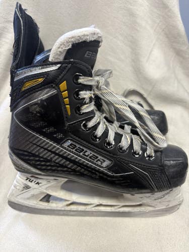 Junior Size 3 Bauer Supreme HP Ice Hockey Skates