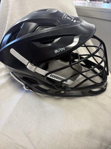 Adult Size Large Warrior BURN BOA Adjustable Lacrosse Helmet. Excellent Cond